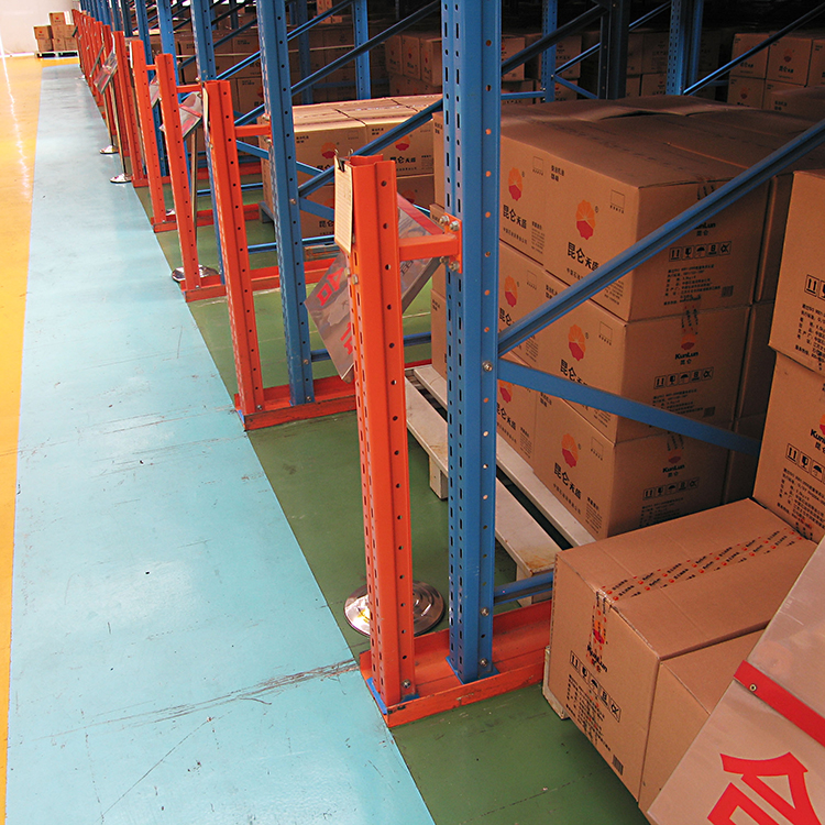 Bestseller van 2025: Op maat gemaakte, zware palletstellingen voor magazijnen, metalen inrijstellingen, hoge dichtheid inrijstellingen.