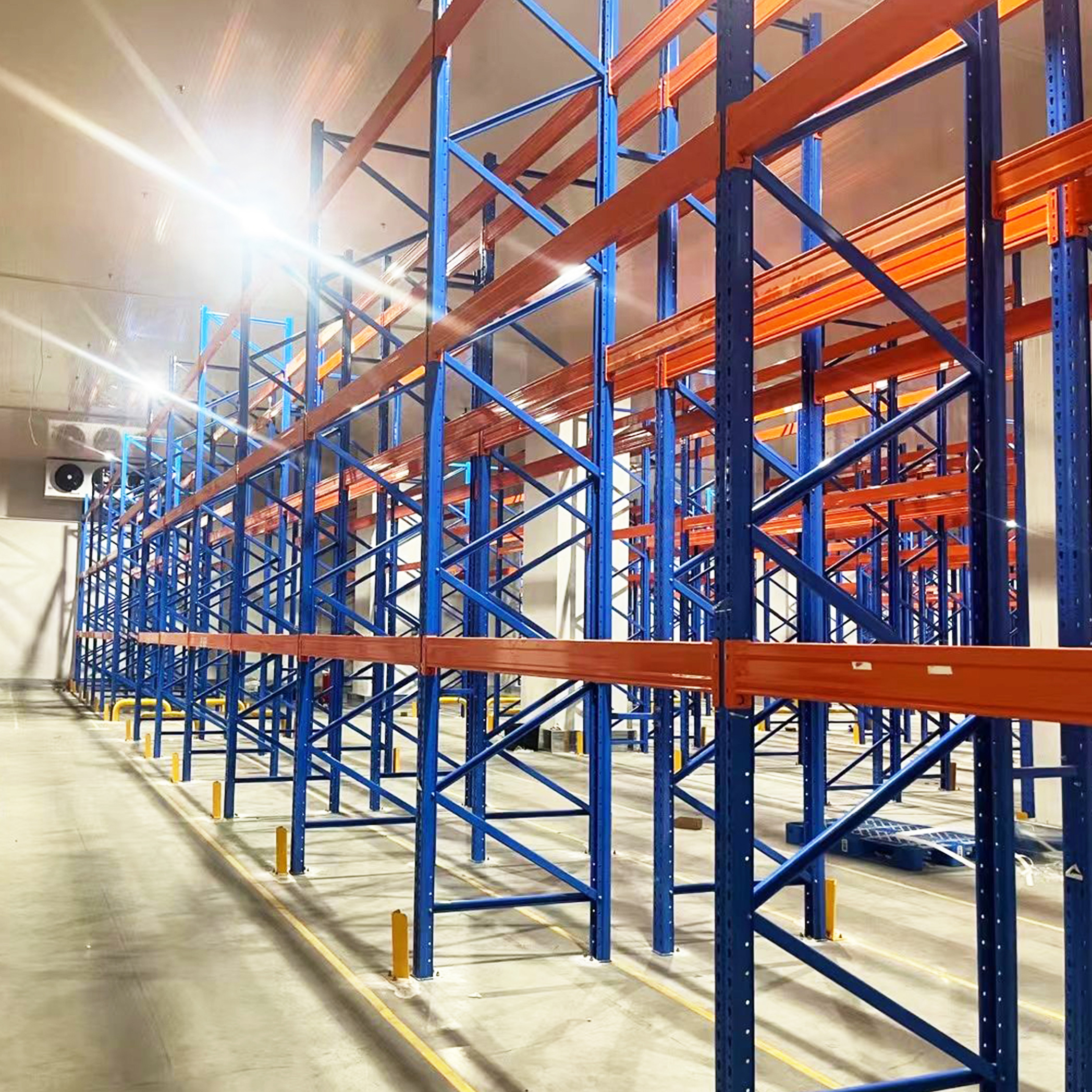 Hoogwaardige stalen opslagrekken van 500 kg, 5-laags verstelbare palletstellingen, zwaar uitgevoerd magazijnsysteem, fabrieksaanbieding.