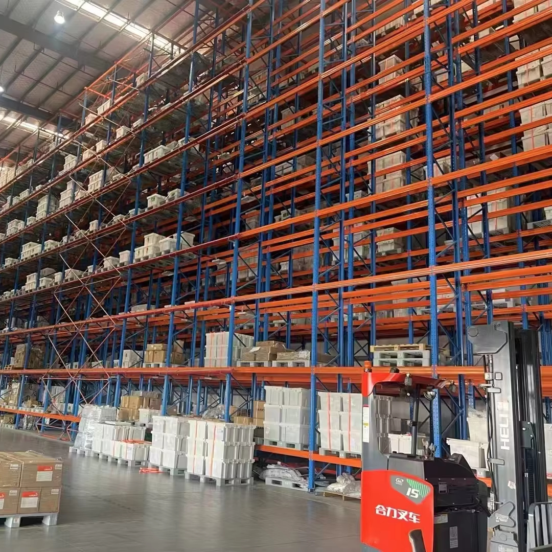 Industriële magazijnstellingen, palletstellingen, zware stalen opslagrekken voor goederen, selectieve palletstellingen, fabriek groothandel