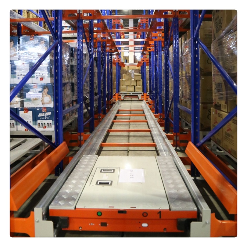 Geautomatiseerde radiogestuurde shuttlewagen, industriële shuttlewagen, radiografisch bestuurbare palletshuttle voor magazijnstellingen