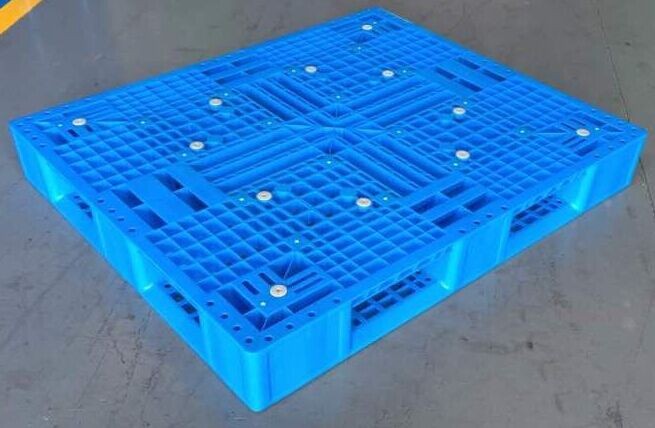 1200x1000mm Heavy Duty Large Stackable Plastic Pallets